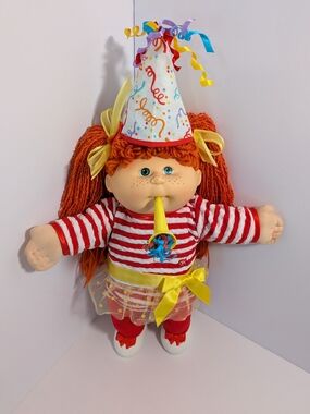 Vtg Original Cabbage Patch Kids Doll Birthday Kids Hasbro First Edition CPK